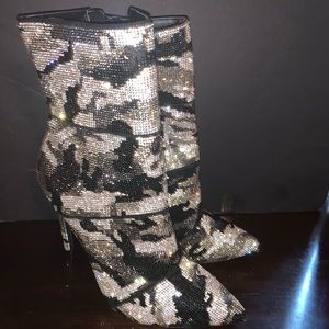 Steve Madden Winona Booties ( Sold Out Online )